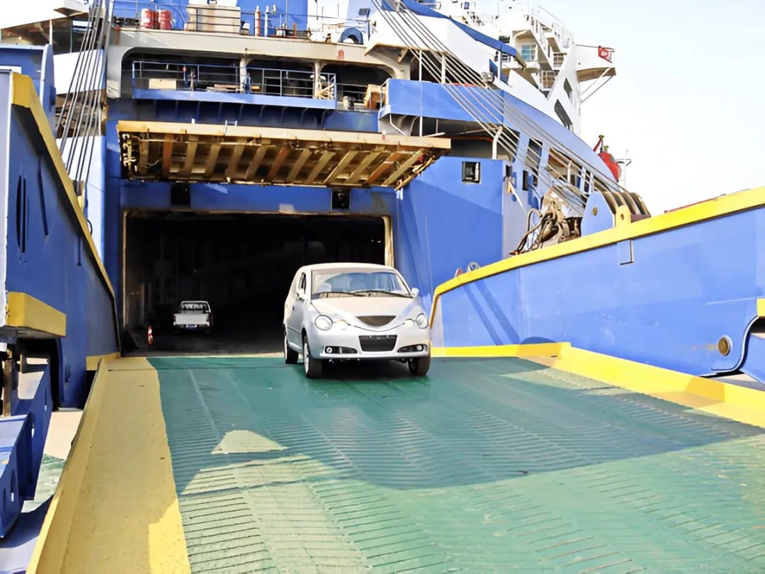 International shipping operations